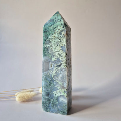 XXL Mosagaat Edelsteen Toren (637 g) Obelisk / Tower / Point