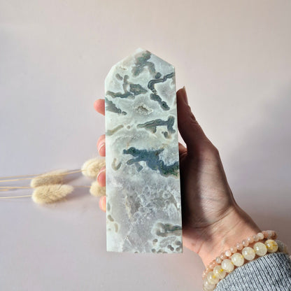 XXL Mosagaat Edelsteen Toren (738 g) Obelisk / Tower / Point