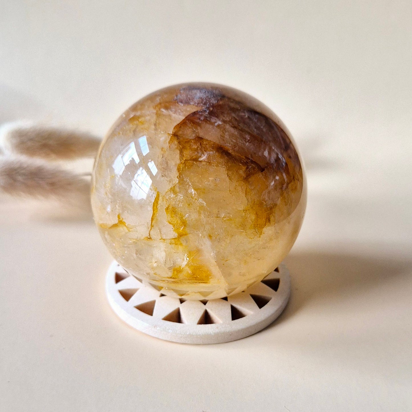 Edelsteen Golden Healer Bol – 60 mm