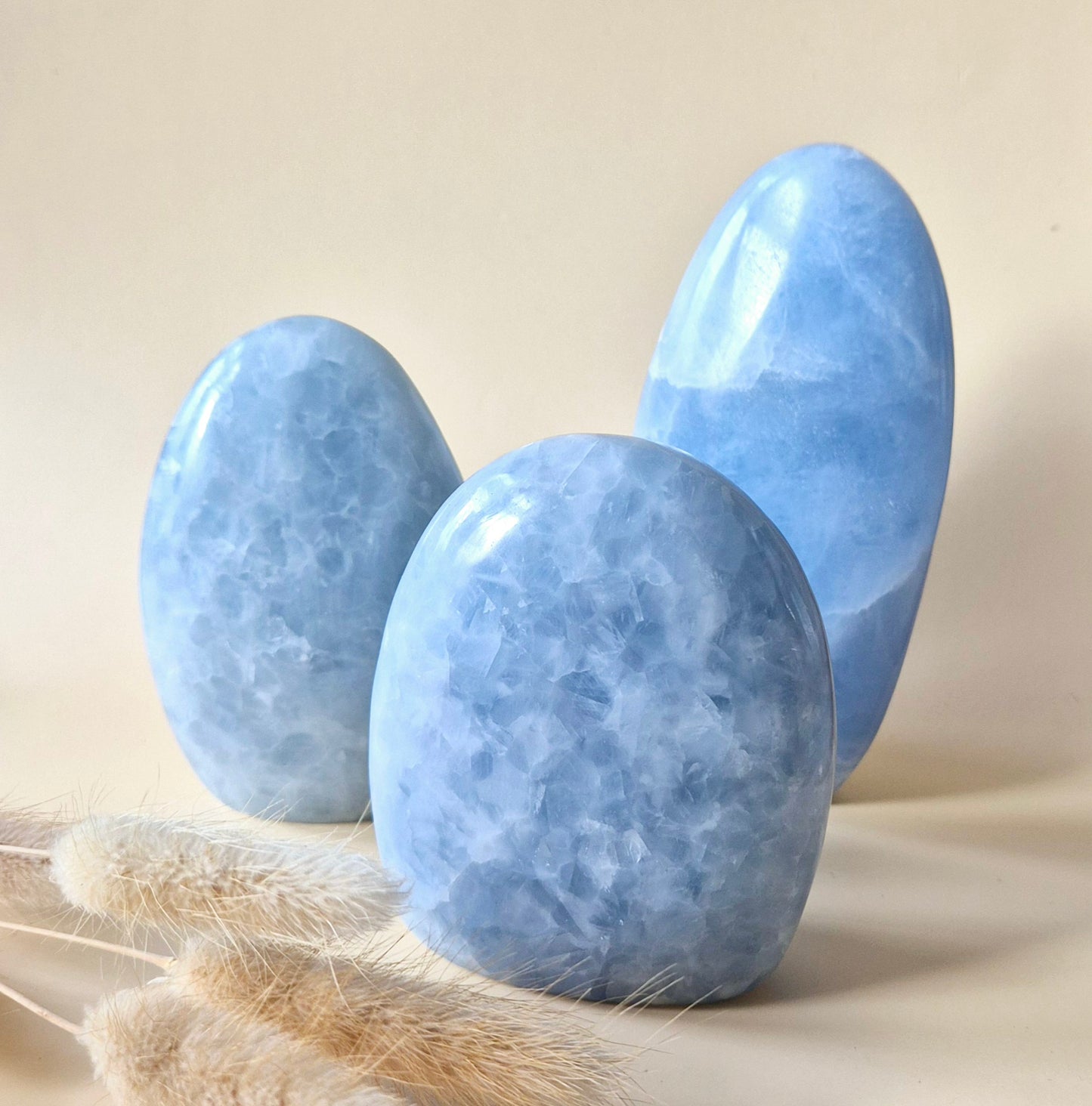 Edelstein Coelestin Handschmeichler (6-8 cm) – Engelfrieden &amp; spirituelle Verbindung Handschmeichler Sorgenstein