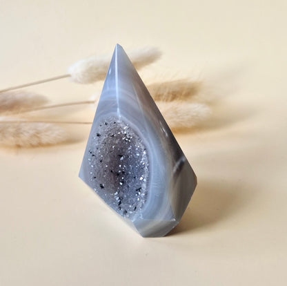 Druzy Grijze Agaat Diamant Staande Edelsteen Kristal - #10 83g