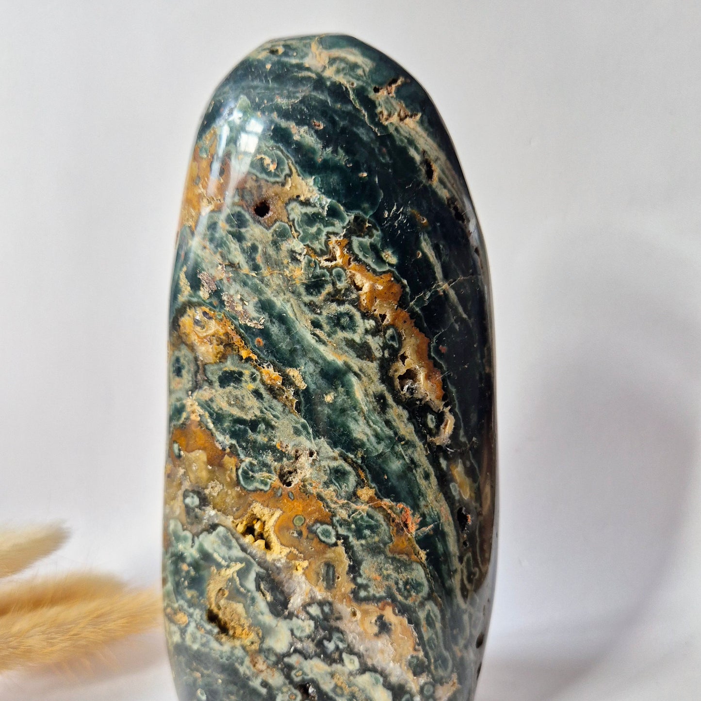 Edelstein Coelestin Handschmeichler (6-8 cm) – Engelfrieden &amp; spirituelle Verbindung Handschmeichler Sorgenstein