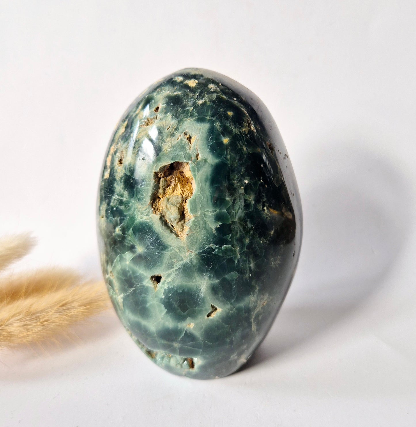 Edelstein Coelestin Handschmeichler (6-8 cm) – Engelfrieden &amp; spirituelle Verbindung Handschmeichler Sorgenstein