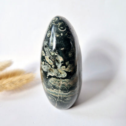 Edelstein Coelestin Handschmeichler (6-8 cm) – Engelfrieden &amp; spirituelle Verbindung Handschmeichler Sorgenstein