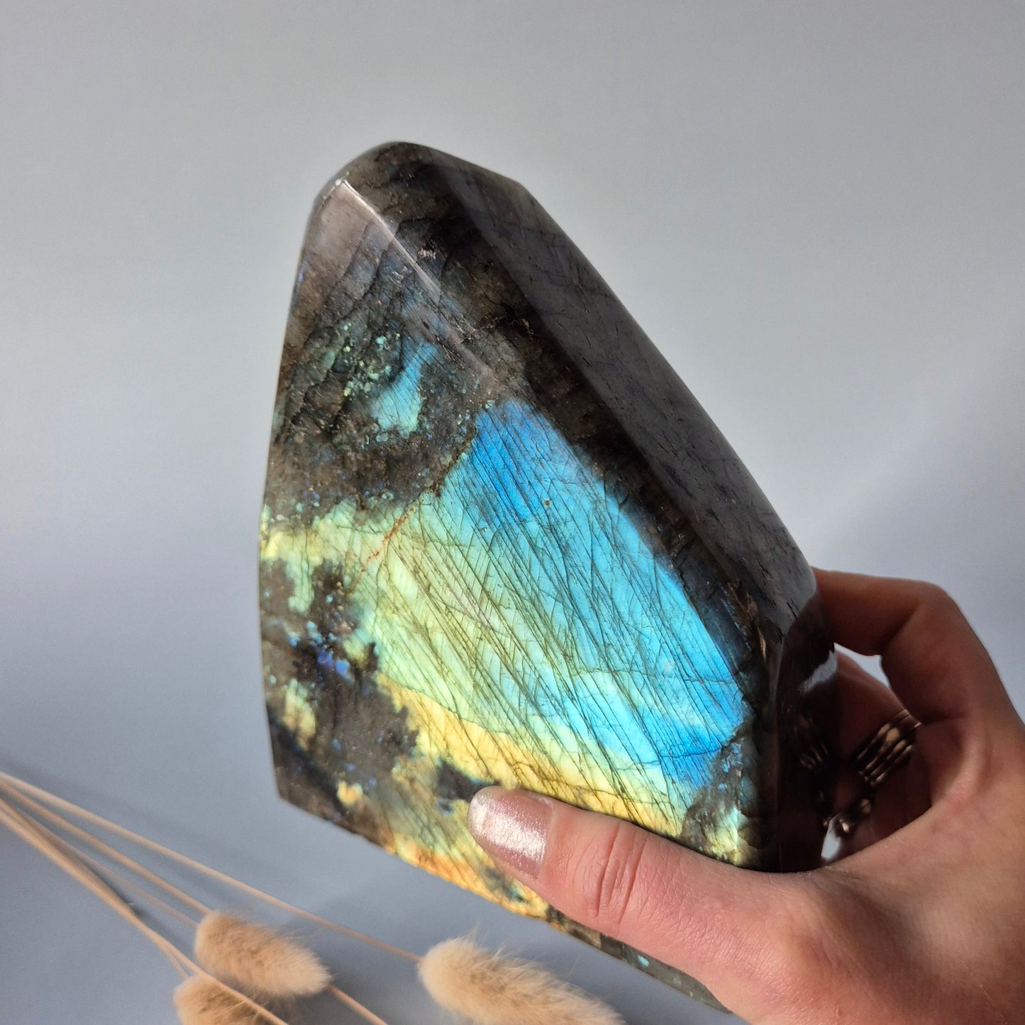 Gemstone Purple Labradorite Heart Palm Stone – Intuition, Protection &amp; Mystical Power