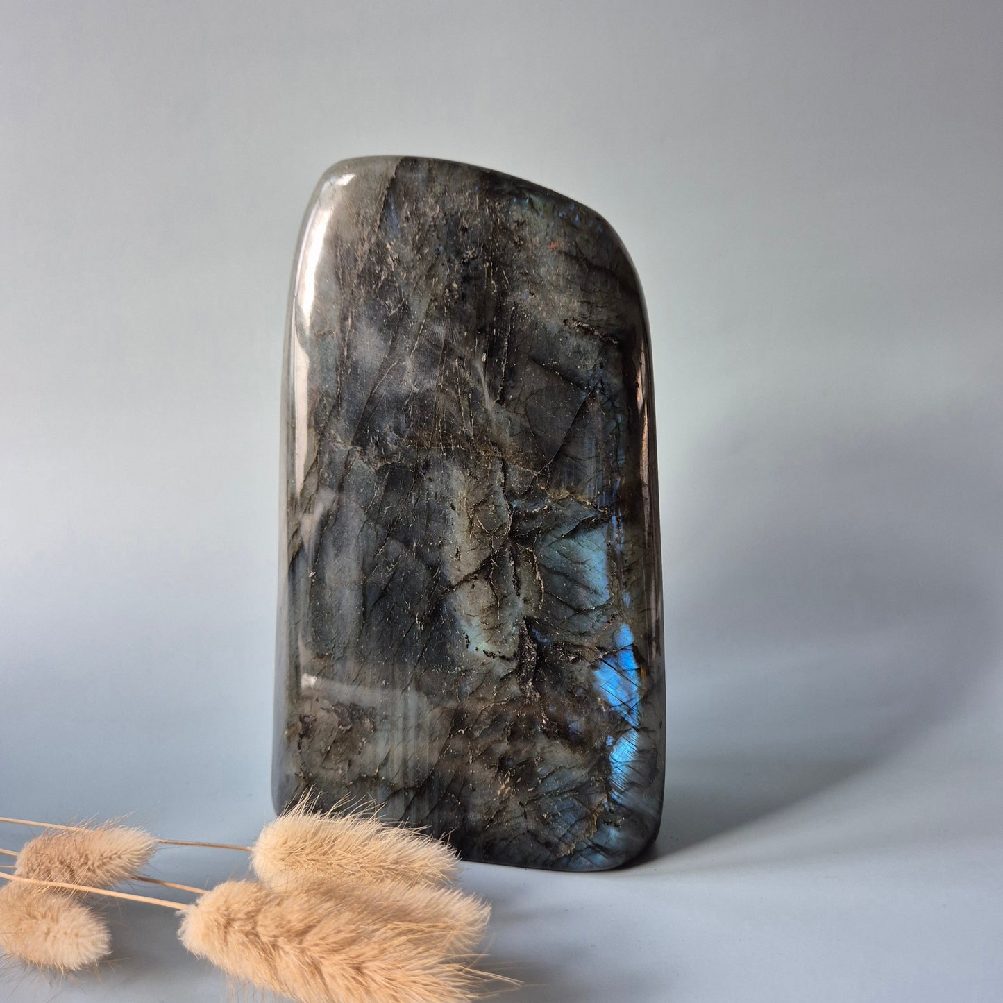 Gemstone Purple Labradorite Heart Palm Stone – Intuition, Protection &amp; Mystical Power