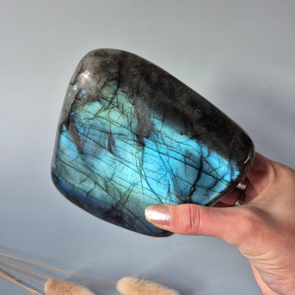 XXL Labradoriet Freeform van 1600g – Intense Flash & Spirituele Bescherming