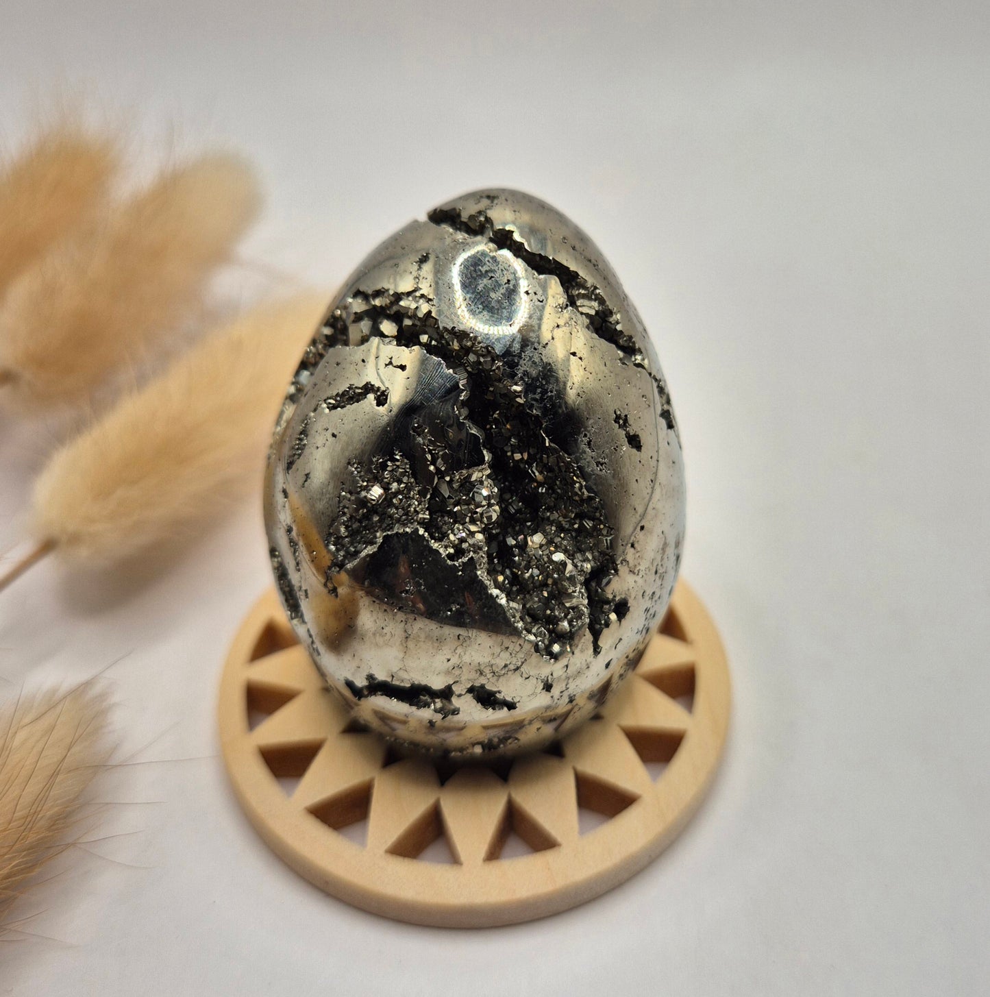 Edelsteen Bol Pyriet 40-50 mm – Hoge Kwaliteit met Druzy Kristallen