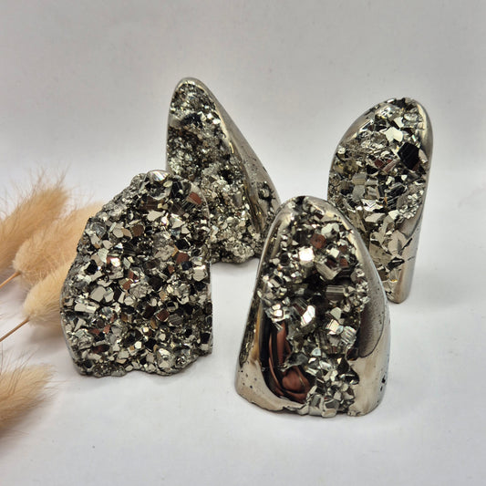 Hoge Kwaliteit  Edelsteen Pyriet Freeform – Natuurlijke Druzy & Metallic Glans