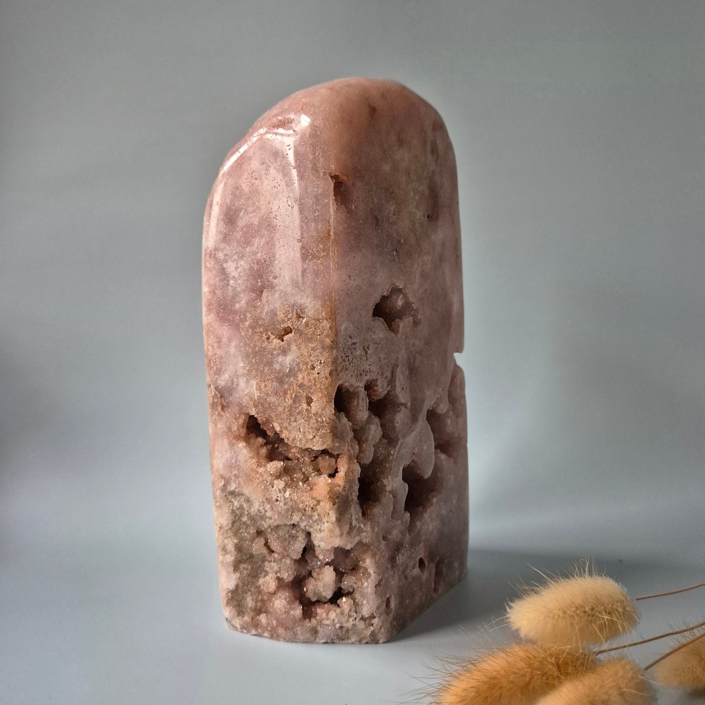 XXL Edelsteen Druzy Pink Amethist Geode Freeform van 3675 gram Statement Piece