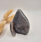 Druzy Grauer Achat - Tropfenförmiger stehender Edelsteinkristall - Nr. 12. 86 Gramm