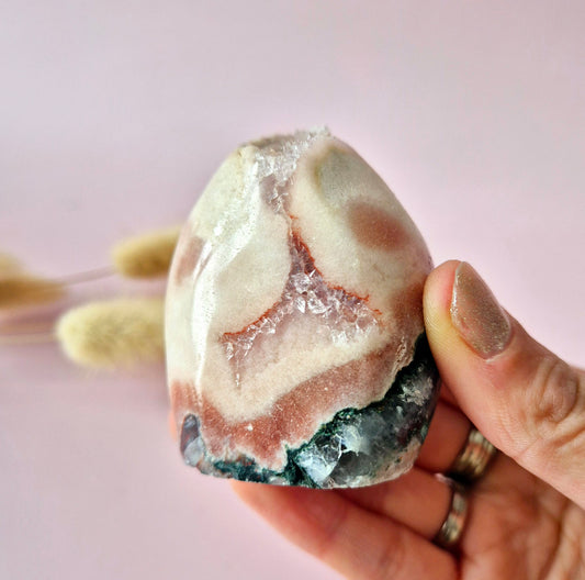 XL Edelsteen Druzy Pink Amethist Geode Freeform van 156 gram Statement Piece