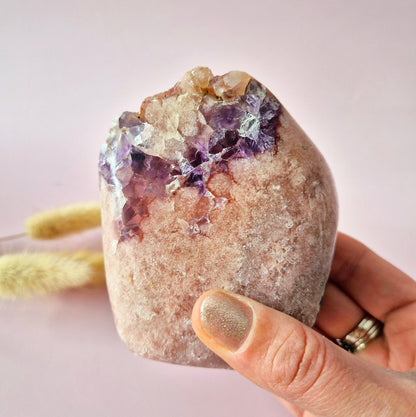 Druzy Pink Amethyst Freeforms &amp; Flames – Magische, sanfte Energie