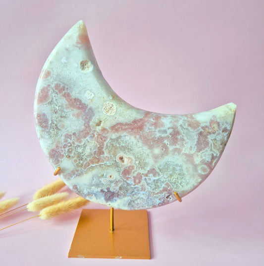 XL Edelsteen Druzy Pink Amethyst Maan – Hoge Kwaliteit 1082g | incl. metalen standaard | uniek stuk Roze Amethist