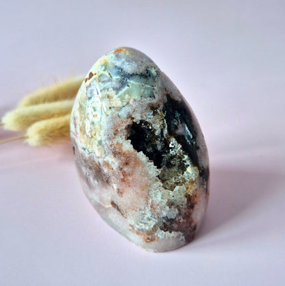 Druzy Pink Amethyst Freeforms &amp; Flames – Magische, sanfte Energie