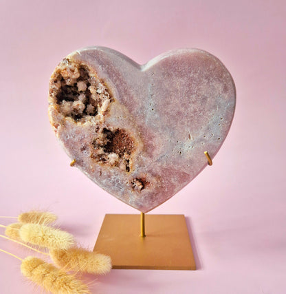XL Edelsteen Druzy Pink Amethyst Hart – Hoge Kwaliteit ±800g | incl. metalen standaard | uniek stuk Roze Amethist