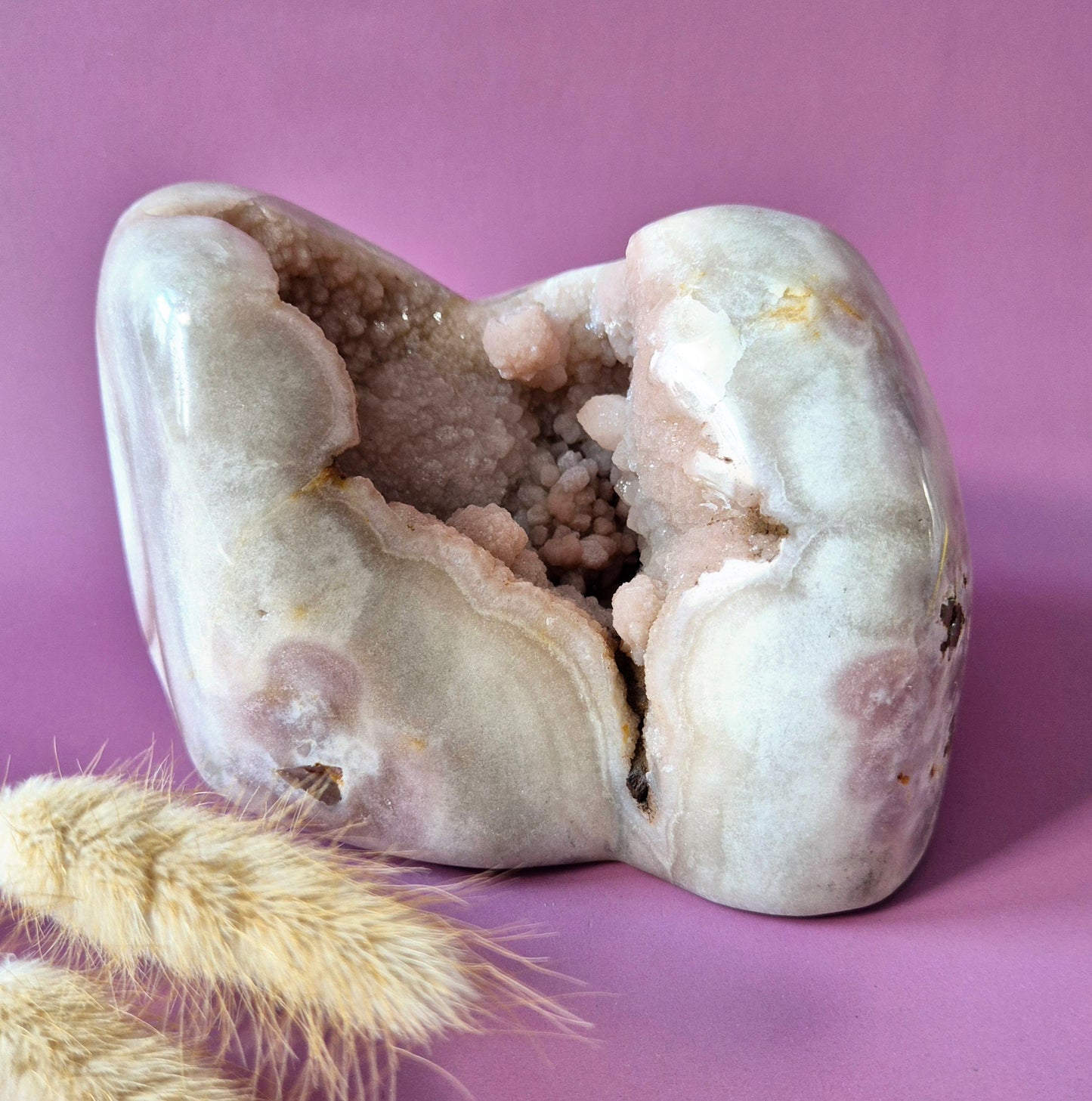 XL Edelsteen Druzy Pink Amethist Geode Freeform van 1666 gram Statement Piece