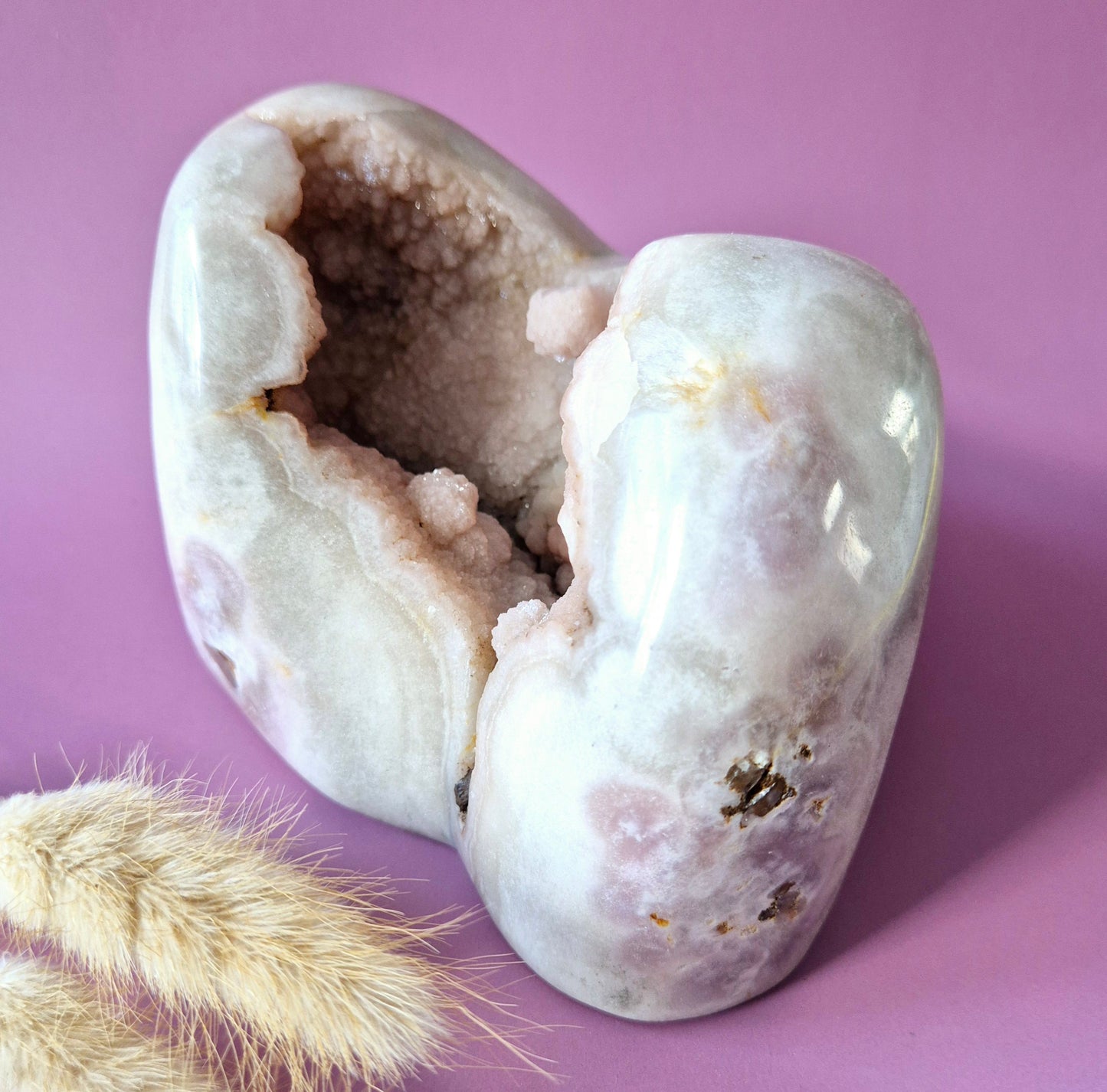 XL Edelsteen Druzy Pink Amethist Geode Freeform van 1666 gram Statement Piece