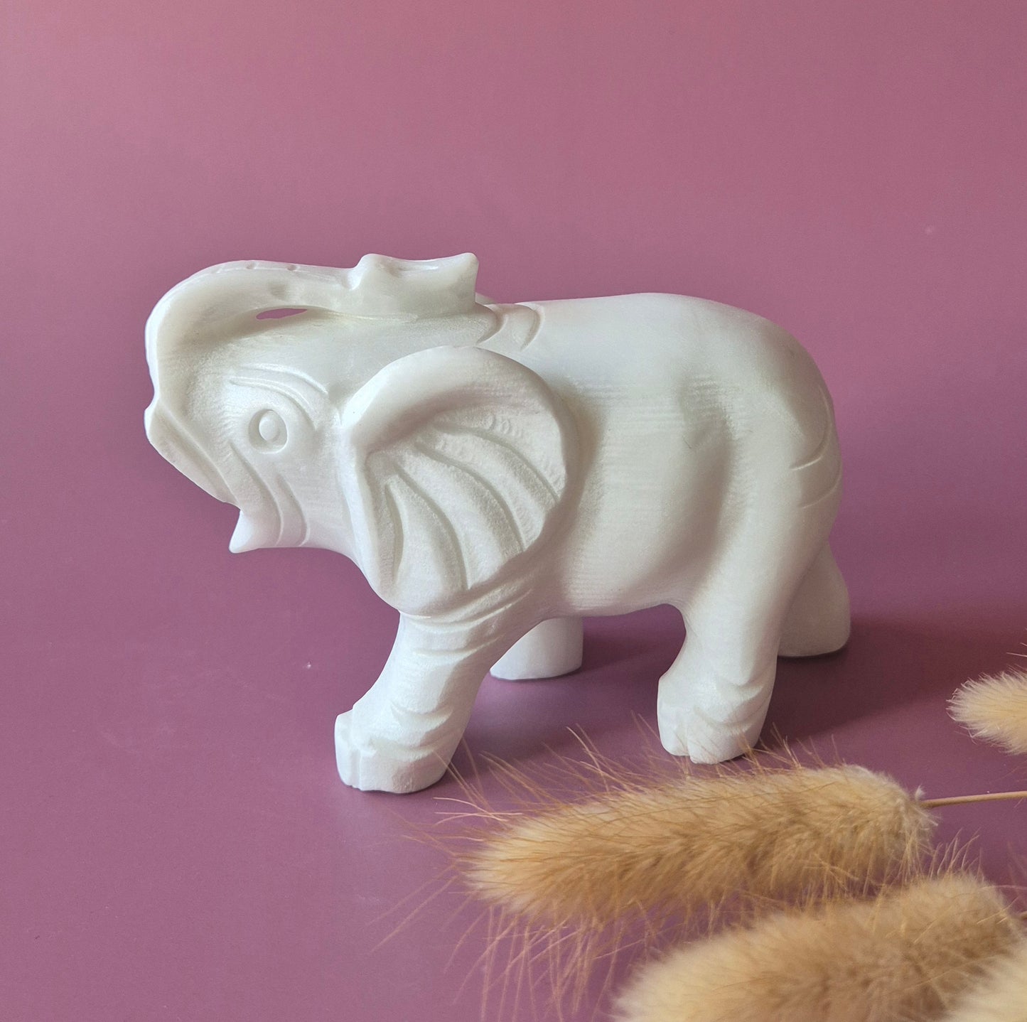 Großer weißer Jadeelefant aus Edelstein – 3 kg – Symbol für Weisheit, Glück und Schutz