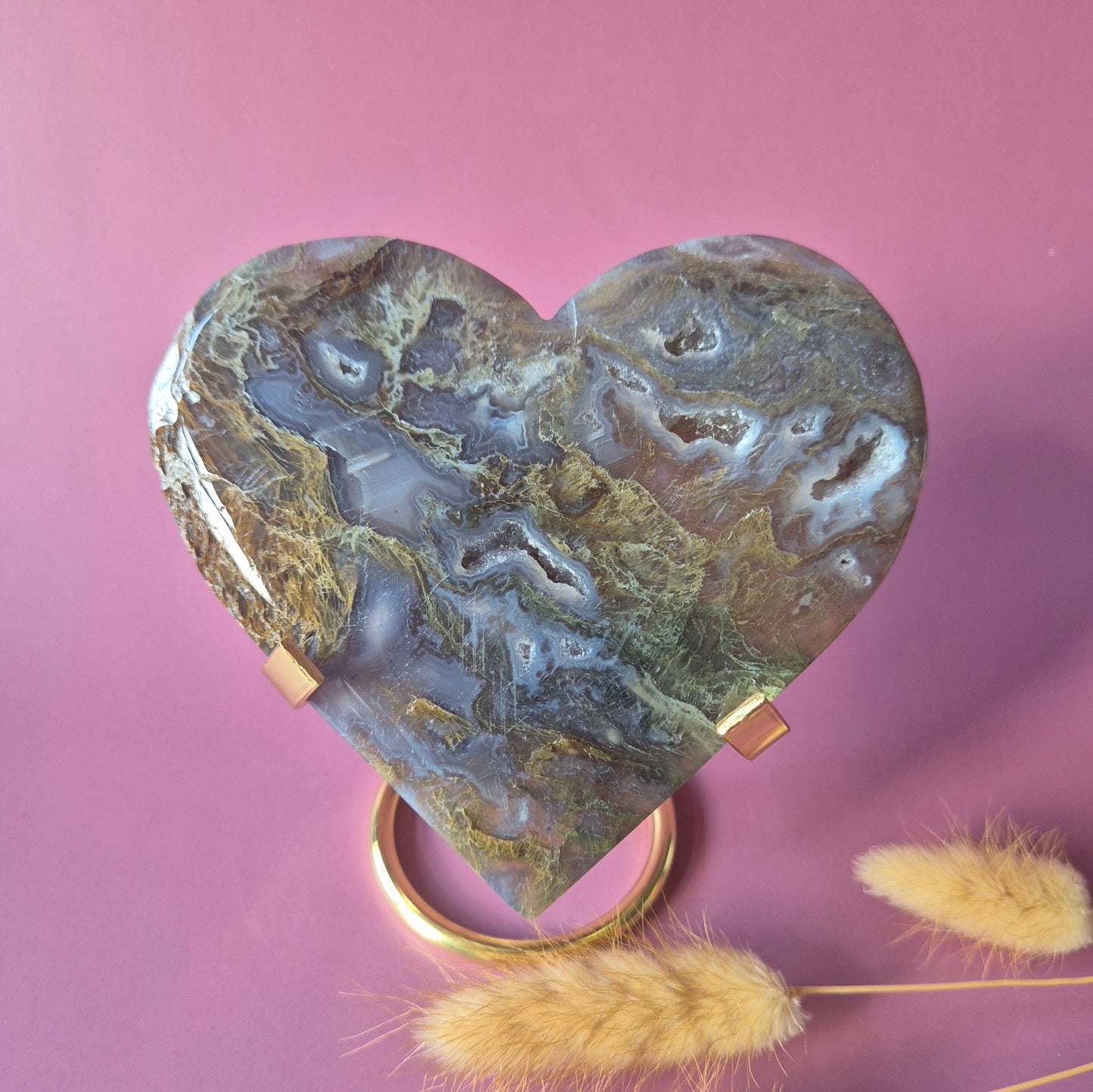 Edelstein Druzy Moosachat Herz auf Metallständer – Nr. 93 230 Gramm