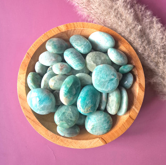 Amazoniet Handsteen – ca. 4–6 cm - Palmsteen / Worrystone / Zorgensteen