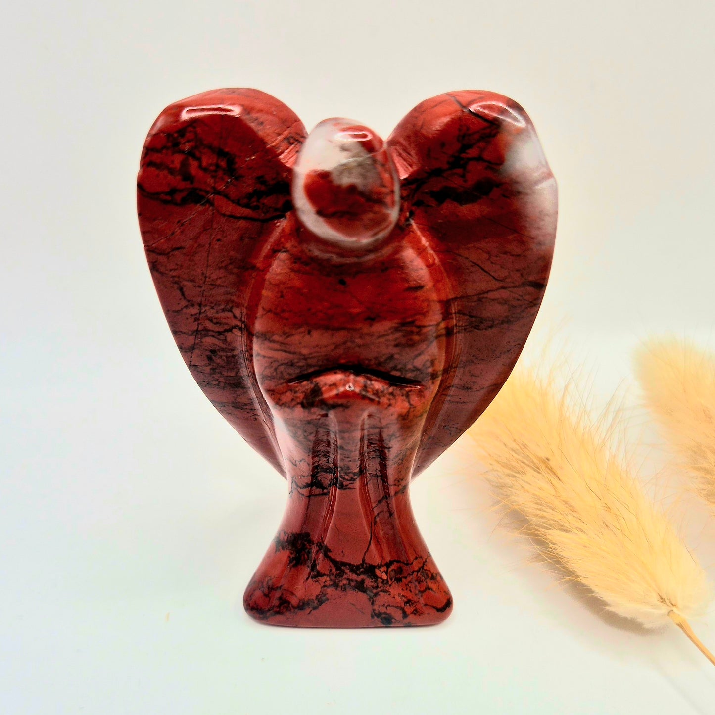 Rode Jaspis Engel – Handgesneden Edelsteen Beeldje (8 cm)