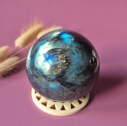 Labradoriet Bol – Edelsteen Sphere met Flash (50mm-85mm)