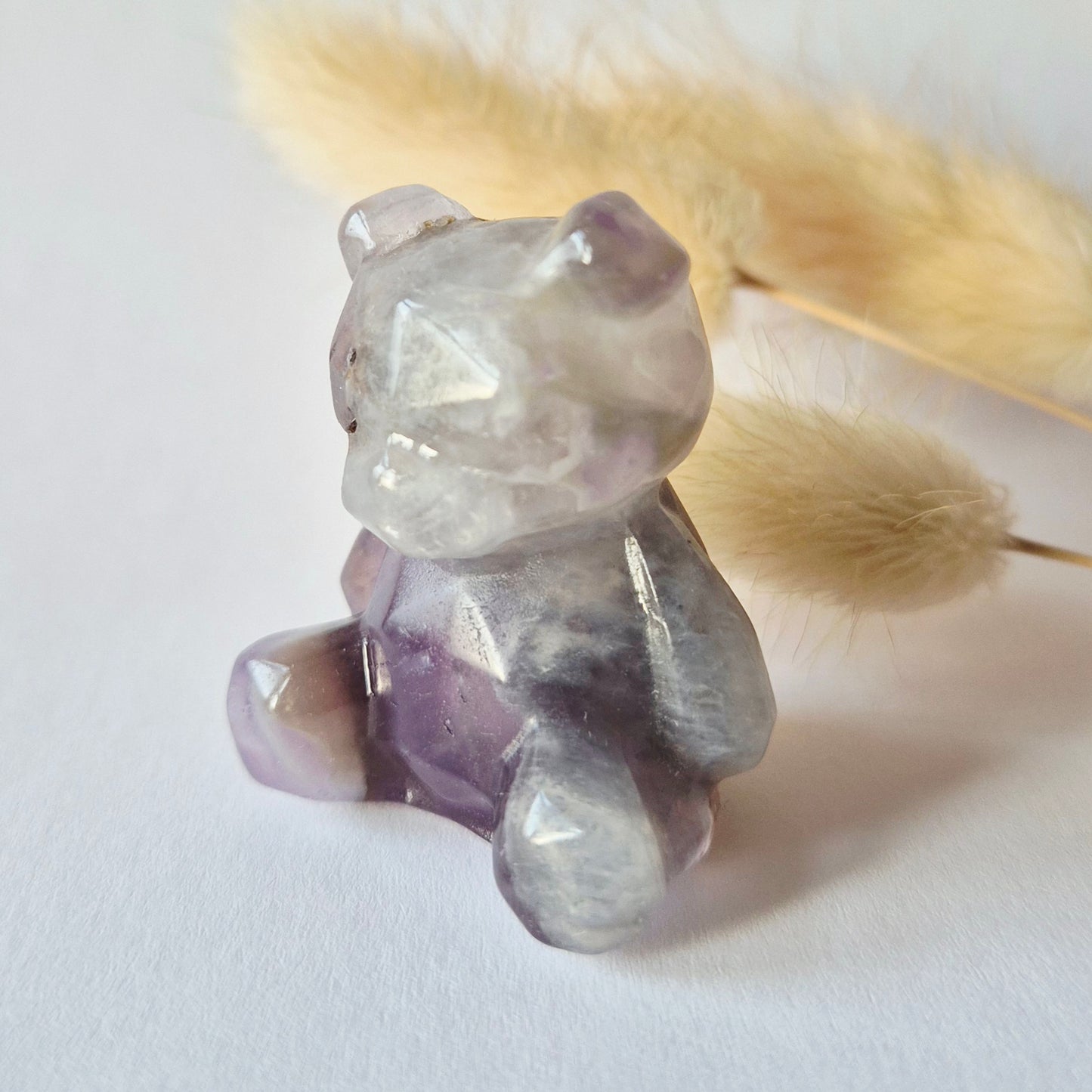 Edelsteen Facet Beer 4cm Crystal Carving – Dream Amethist