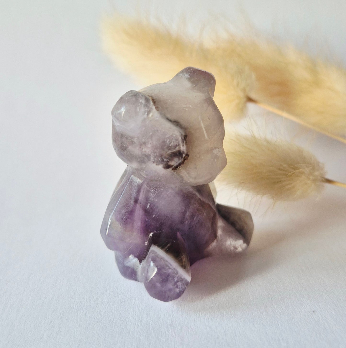 Edelsteen Facet Beer 4cm Crystal Carving – Dream Amethist