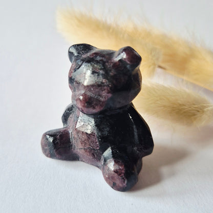 Edelsteen Facet Beer 4cm Crystal Carving – Garnet