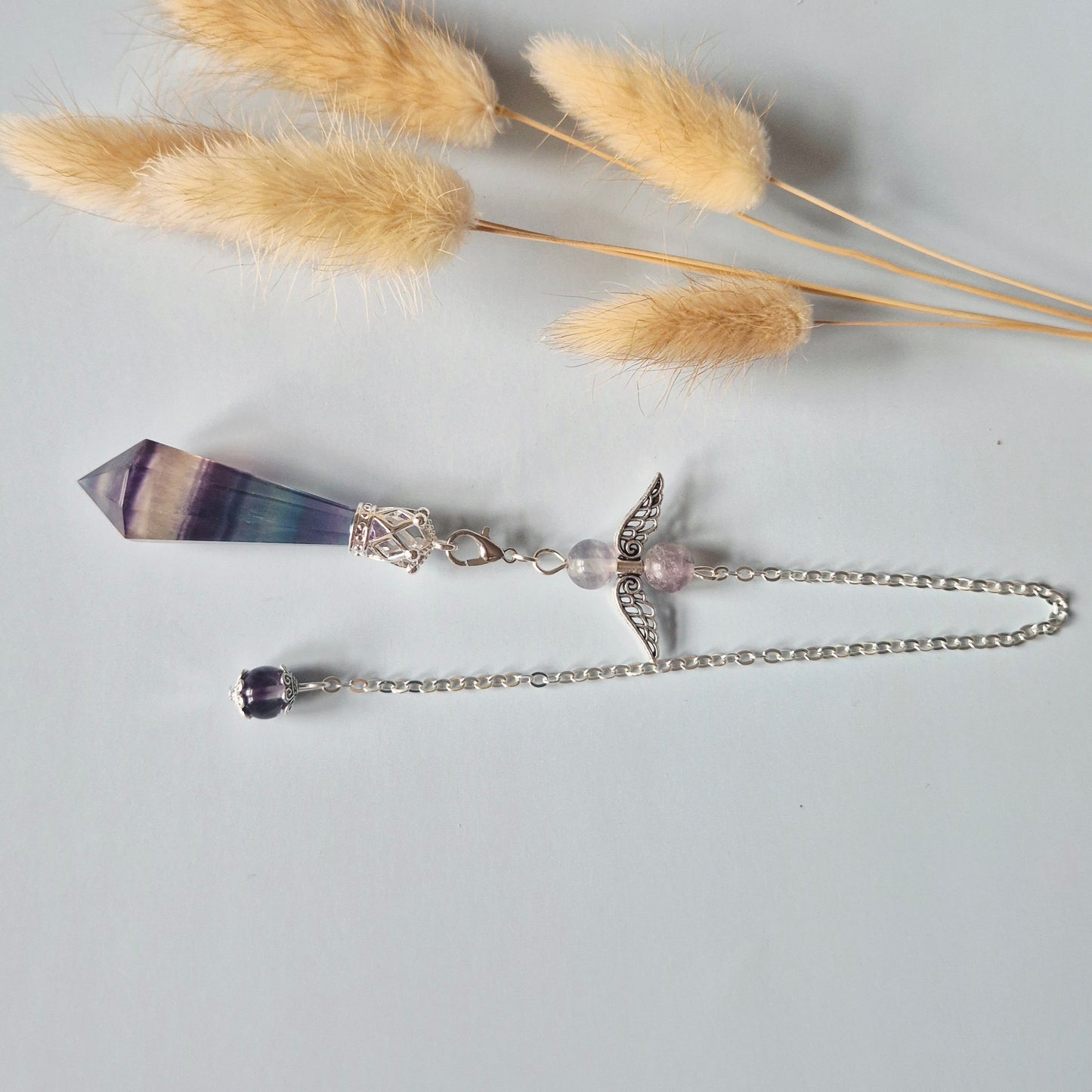 Edelsteen Hoge Kwaliteit Regenboog Fluoriet Pendulum – 8-zijdig gefacetteerd (± 5 cm)