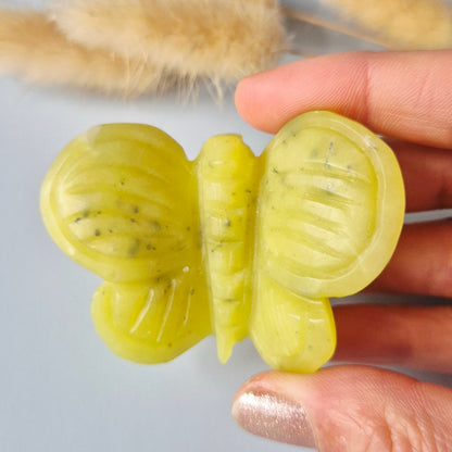 Edelsteen 3D Vlinder 6x5 cm – Serpentijn (ronde vleugels)