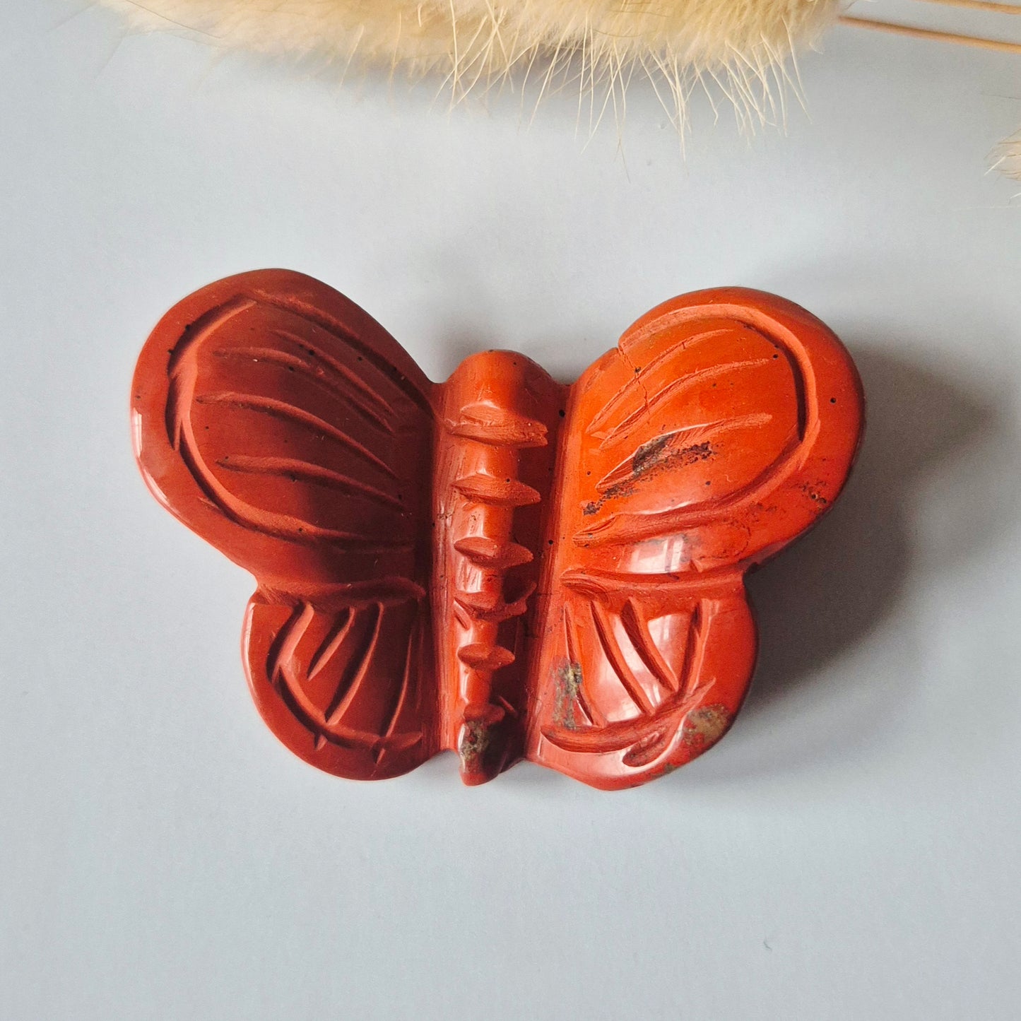 Edelsteen 3D Vlinder 6x5 cm – Rode Jaspis (Ronde vleugels)