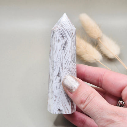 Edelsteen Druzy Mexican Agate Toren 8–10 cm