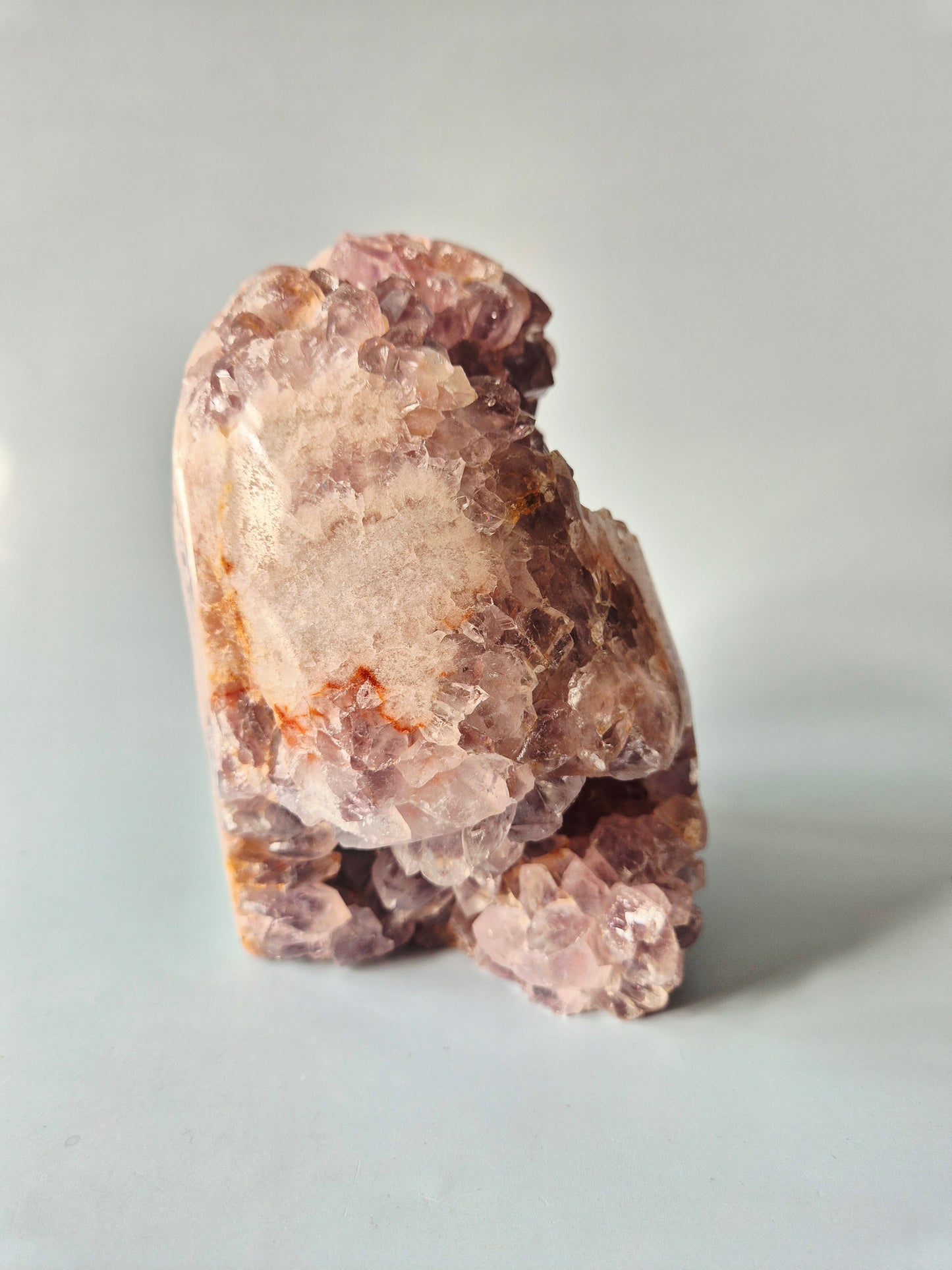 XXL Edelsteen Druzy Pink Amethist Geode Freeform van 3180 gram Statement Piece