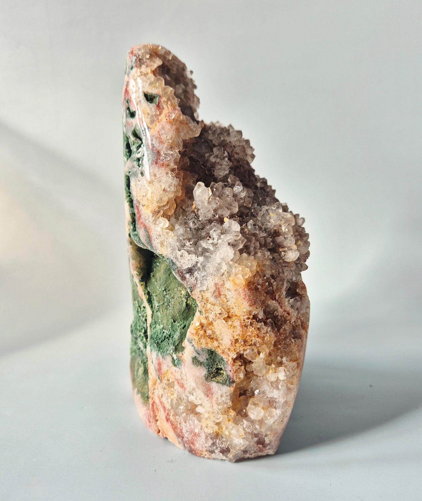 XXL Edelsteen Druzy Pink Amethist Geode Freeform van 2150 gram Statement Piece