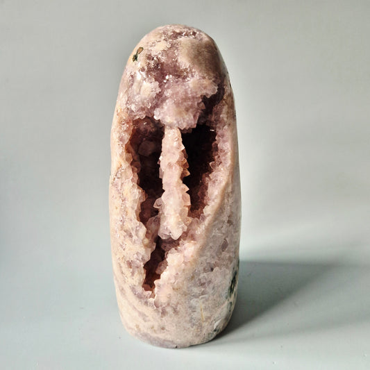 XXL A+ Edelsteen Druzy Pink Amethist Geode Freeform van 1772 gram Statement Piece