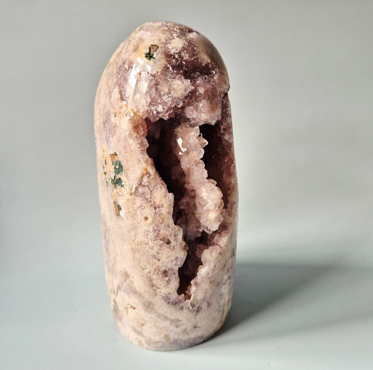 XXL A+ Edelsteen Druzy Pink Amethist Geode Freeform van 1772 gram Statement Piece