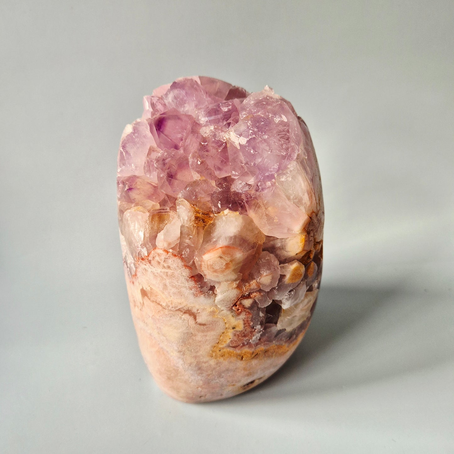XXL Edelsteen Druzy Pink Amethist Geode Freeform van 2400 gram Statement Piece