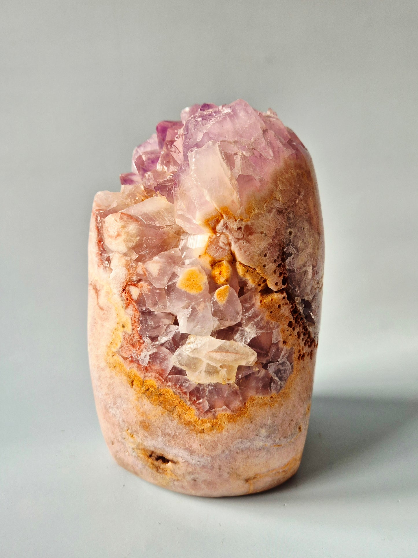 XXL Edelsteen Druzy Pink Amethist Geode Freeform van 2400 gram Statement Piece