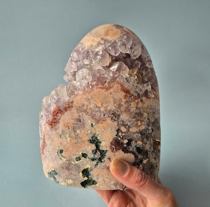 XXL A+ Edelsteen Druzy Pink Amethist Geode Freeform van 2040 gram Statement Piece