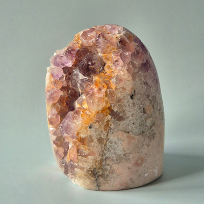 XL A+ Edelsteen Druzy Pink Amethist Geode Freeform van 900gram Statement Piece