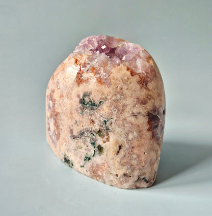 XL A+ Edelsteen Druzy Pink Amethist Geode Freeform van 1572gram Statement Piece