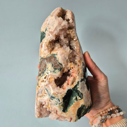 XL A+ Edelsteen Druzy Pink Amethist Geode Freeform van 1800gram Statement Piece