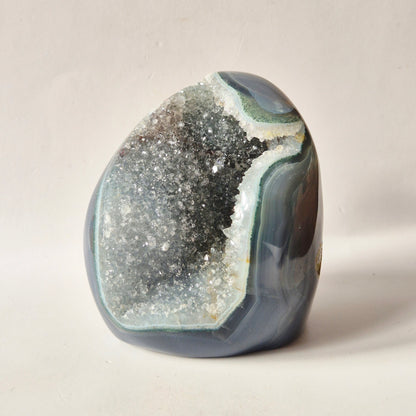 Druzy Agaat uit Uruguay  – 552 gram | Natuurlijke Geode Edelsteen