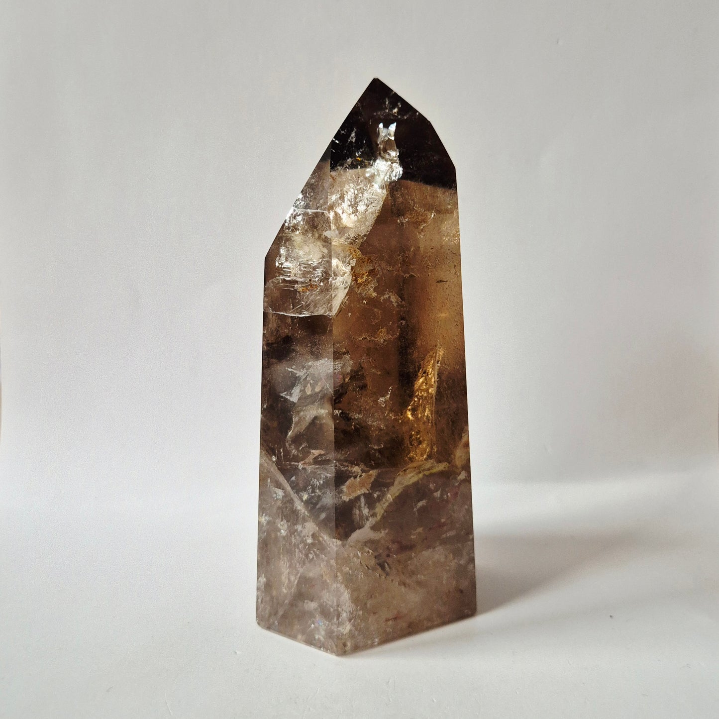 Rookkwarts Toren 600 gram – Hoge Kwaliteit Smoky Quartz met Diepe Insluitsels