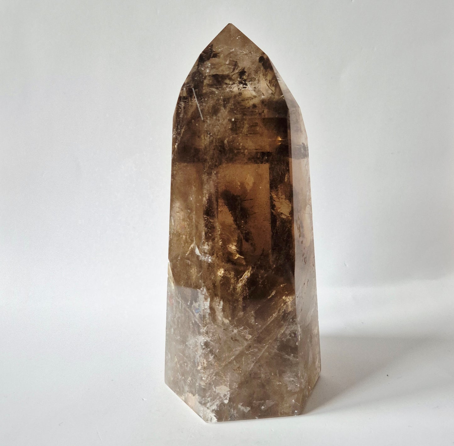 Rookkwarts Toren 600 gram – Hoge Kwaliteit Smoky Quartz met Diepe Insluitsels
