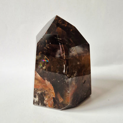 Rookkwarts Toren 674 gram – Hoge Kwaliteit Smoky Quartz met Diepe Insluitsels