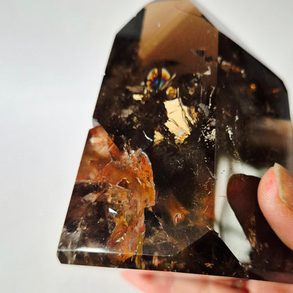 Rookkwarts Toren 674 gram – Hoge Kwaliteit Smoky Quartz met Diepe Insluitsels