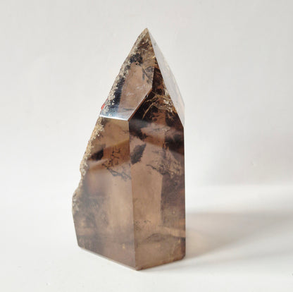 Rookkwarts Toren 326 gram – Hoge Kwaliteit Smoky Quartz met Diepe Insluitsels